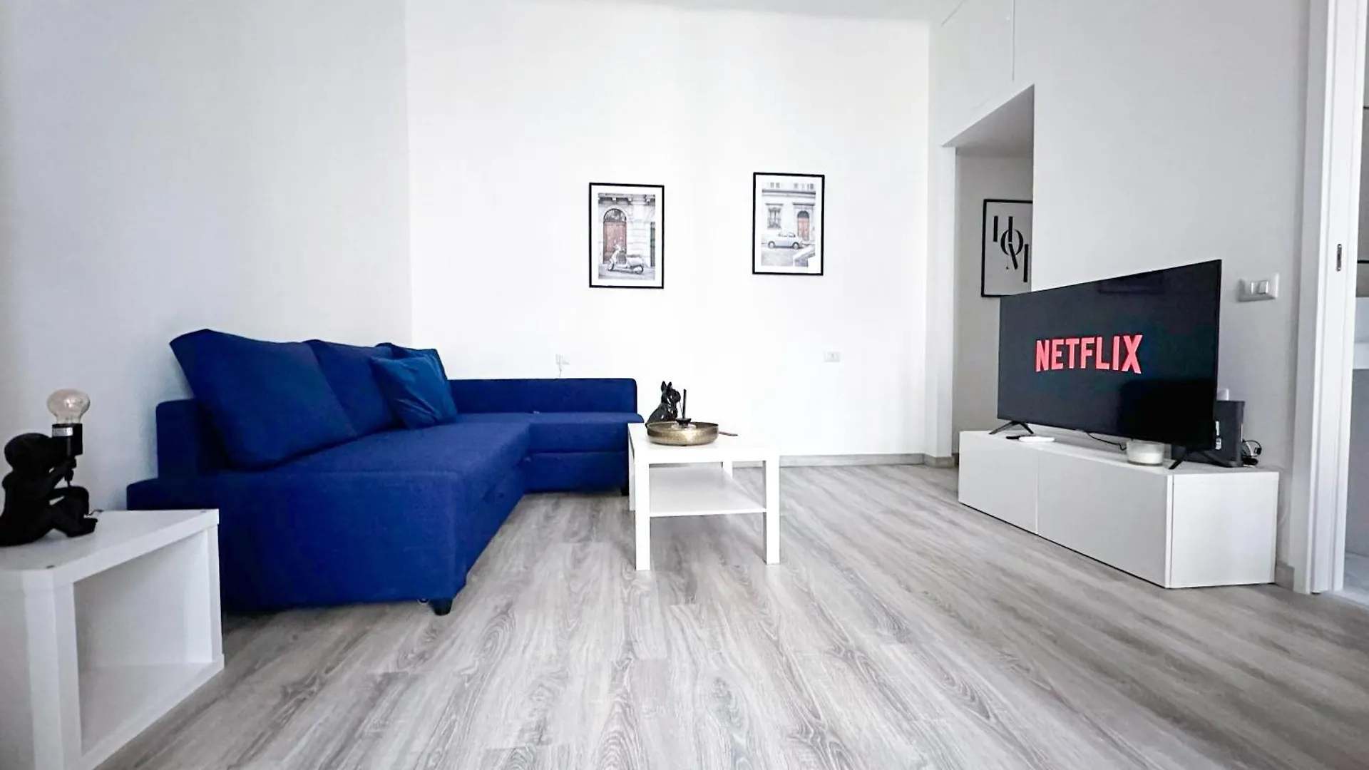 Apartment The Boutique Houses - Midtown Milan Italy